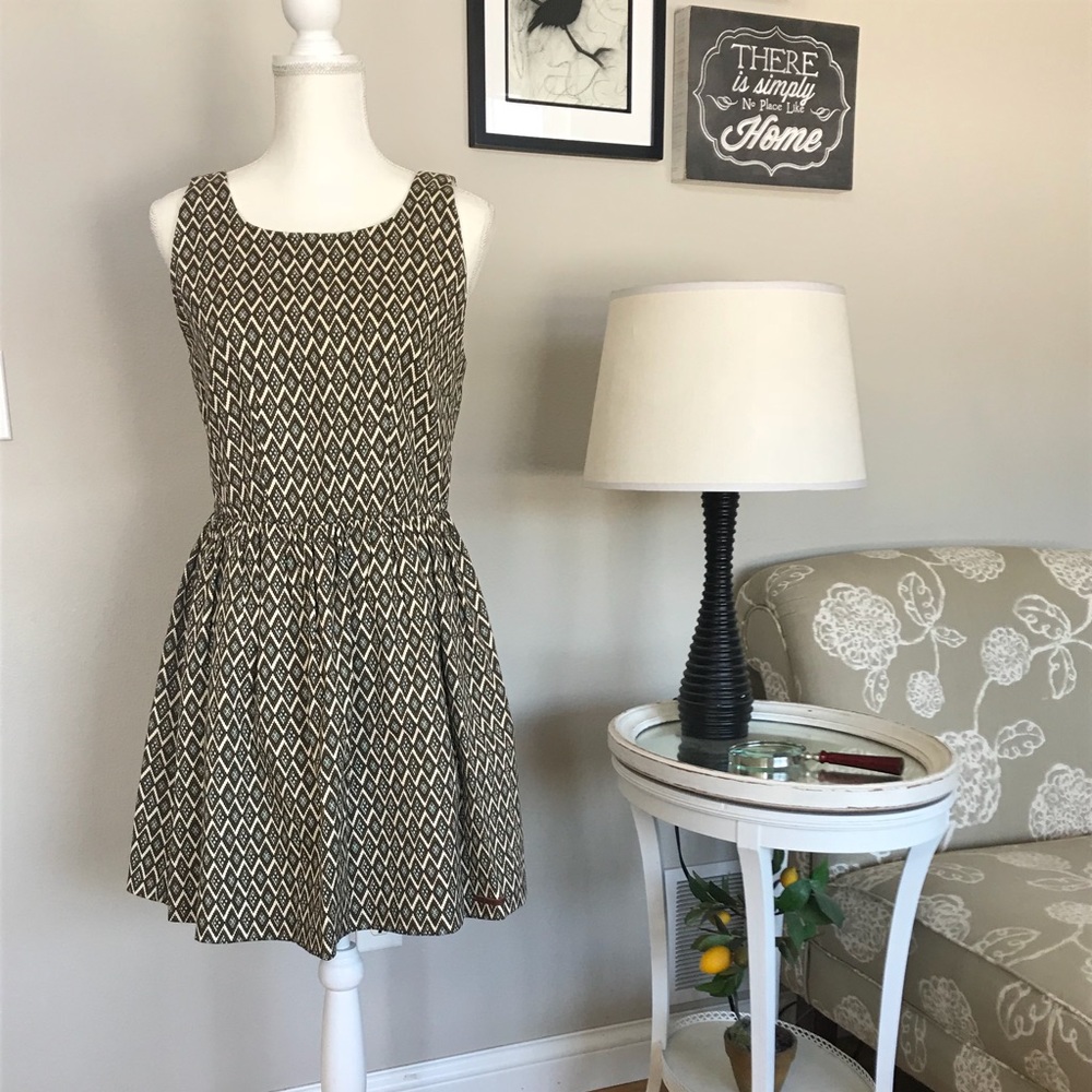 BSB Jeans Dress Size L, Cream Green Brown